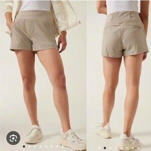 Athleta Trekkie North Short